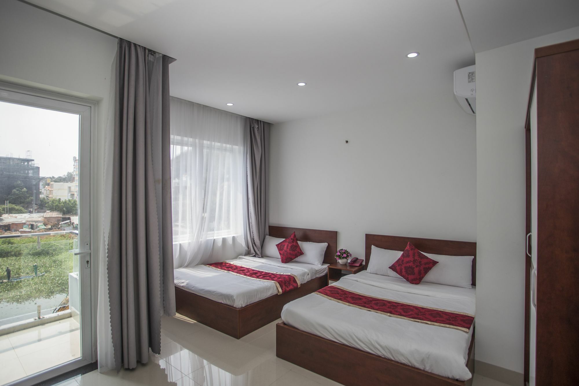 Sun Lake Hotel 1 Вунгтау Экстерьер фото